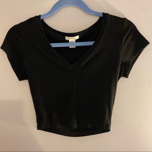 Black ribbed short sleeve